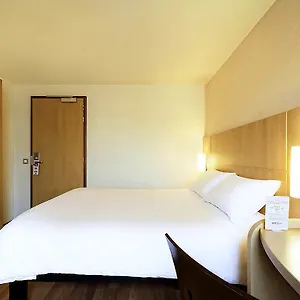 Hotel Ibis Tour Eiffel Cambronne 15ème Parigi